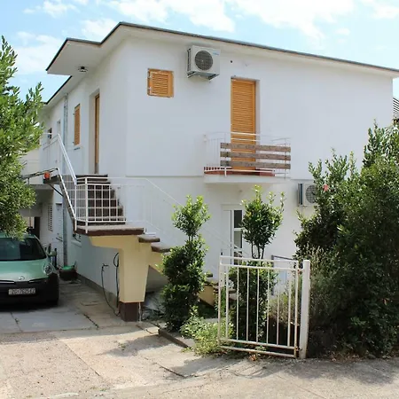 Apartment Jan 6